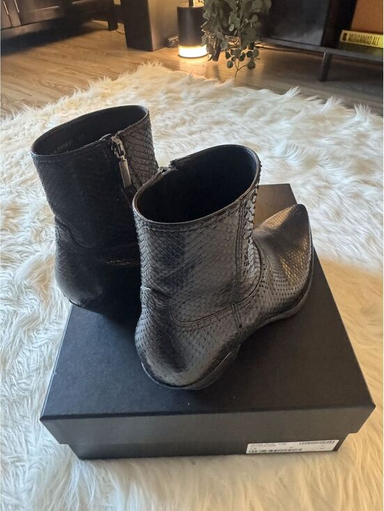 SAINT LAURENT PARIS PYTHON LUKAS 40 ZIP BOOTS main image 7